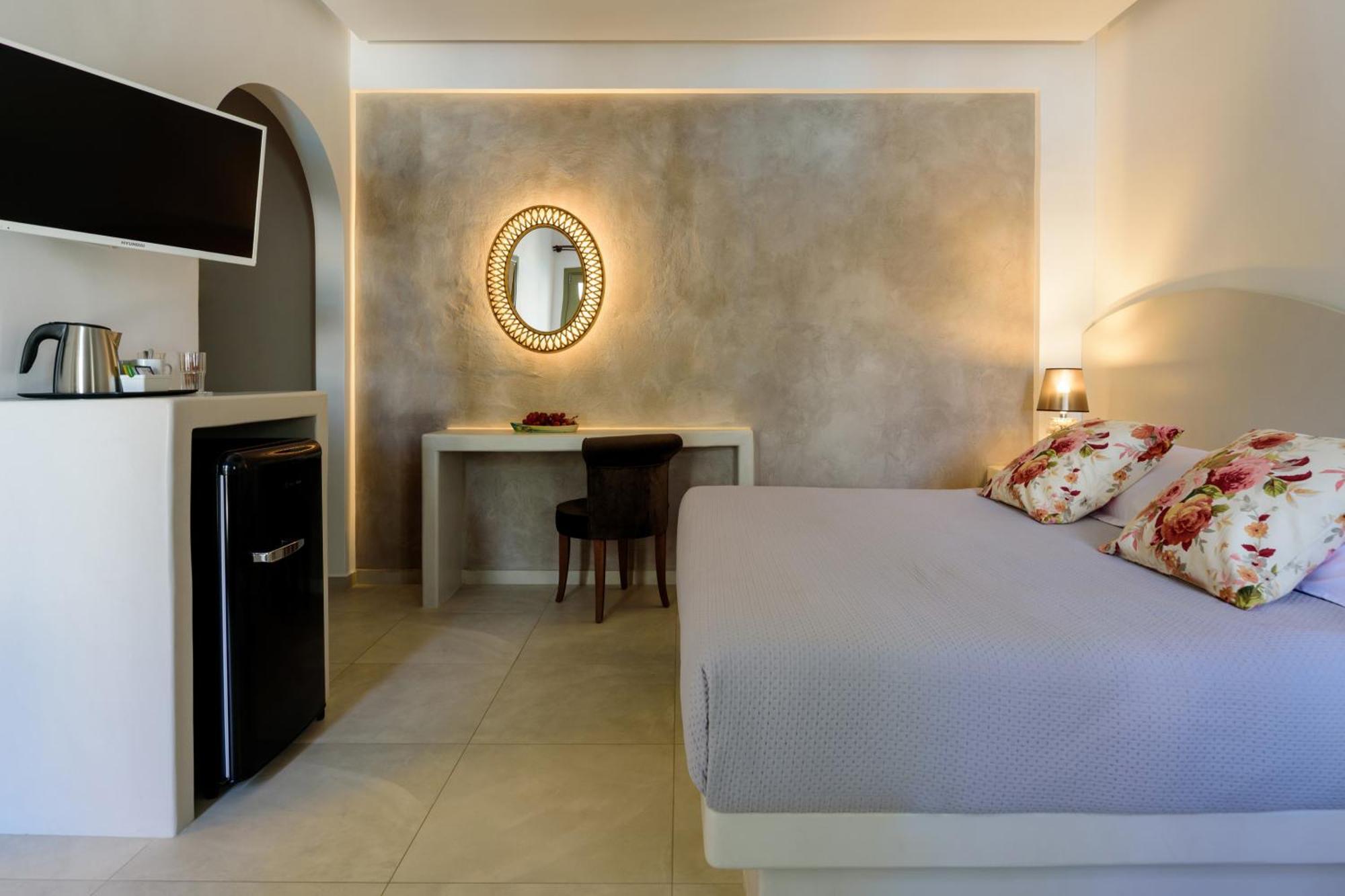 Zephyros Hotel Kamari  Bagian luar foto