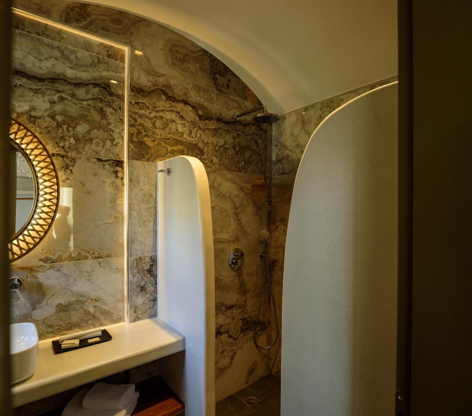 Zephyros Hotel Kamari  Bagian luar foto