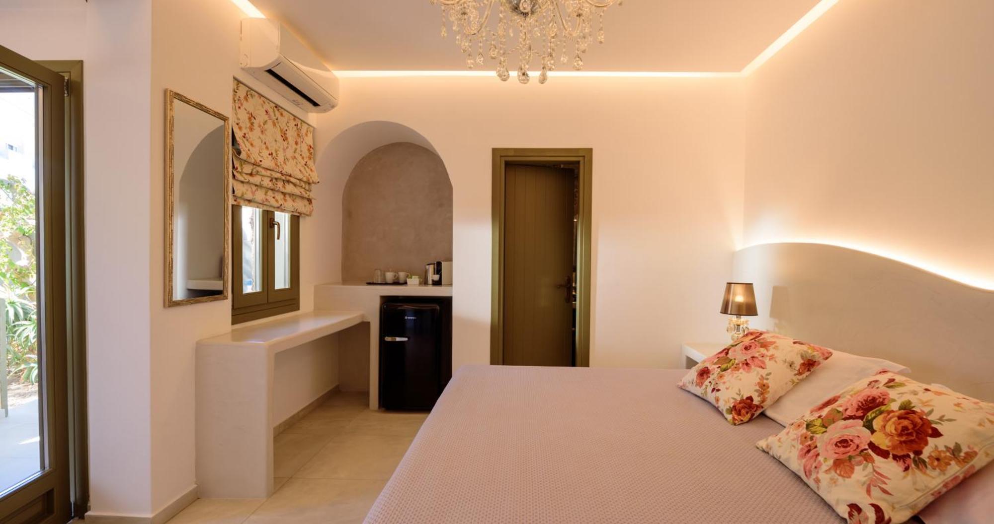Zephyros Hotel Kamari  Bagian luar foto